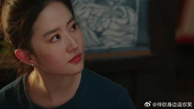 谢之遥当导游嗓子喊哑，红豆立马关心，甜虐单身狗