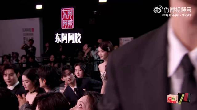 恭喜龚俊王玉雯《白衣公卿》斩获星光大赏年度最期待剧集！