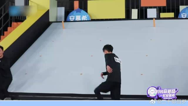 沙溢：有人管管不，周深一下差点捏碎沙溢的命，笑到飙泪