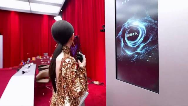 星光大赏鞠婧祎田曦薇同框，社恐小鞠和开朗曦薇啊啊啊心软软