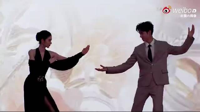 龚俊王玉雯白衣公卿到星光大赏互动甜趣