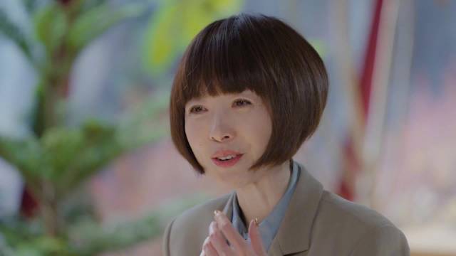 鲁豫马思纯回忆童年剪刘海趣事