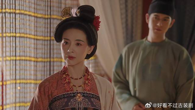 牡丹被人诬陷，冯夫人听到流言后，立马让蒋长扬去调查