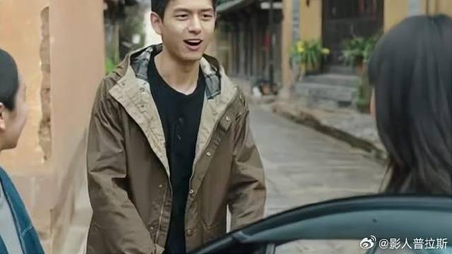 晓春喜欢相亲对象，让阿瑶主动点，阿瑶一脸敷衍！