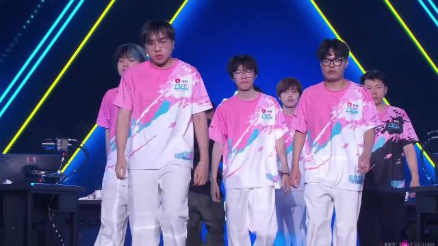 BLG无畏契约嘉年华一胜难求，双决斗体系拉胯战术协同稀碎