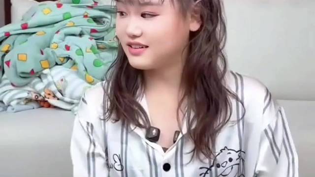 全红婵空降张家齐直播间！大方仗义力挺师姐，尽显跳水队姐妹情