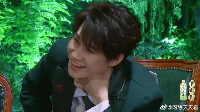 李晨有那么可怕吗？ 被淘汰后返场，吓得张真源说话都瞟了！