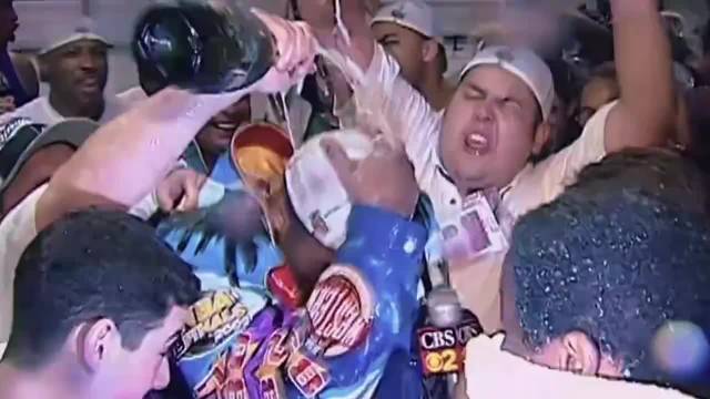 想要得到常规赛MVP，首先要跟媒体先搞好关系！