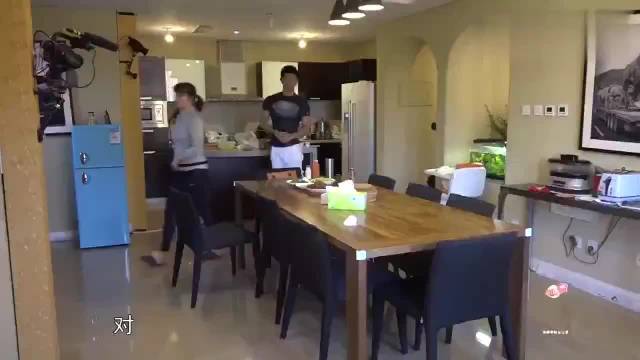 梅婷家晚上基本吃剩菜，网友：原来明星也这样，太接地气了