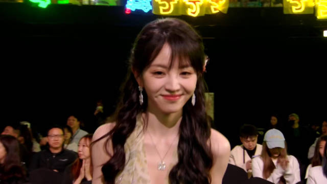 获奖名单感言直播 年度表现力艺人：田曦薇 开颁奖嘉宾：张国立 唐毅斌