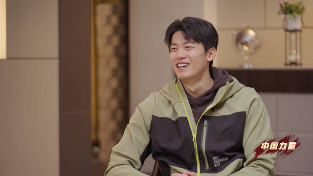 汪顺回应运动员身材关注，称肌肉线条是游泳竞争必备