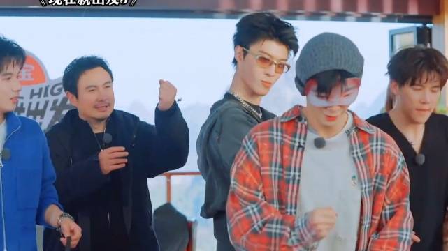 哈哈哈哈哈这真的有点好笑