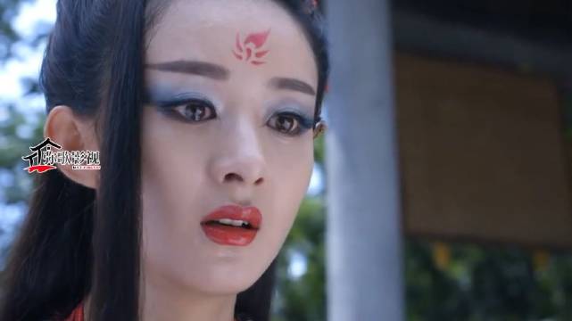 花千骨得知白子画为自己承受销魂钉