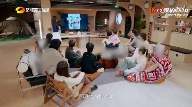 一直觉得郭采洁年纪小，没想到已经39岁了！状态太好了