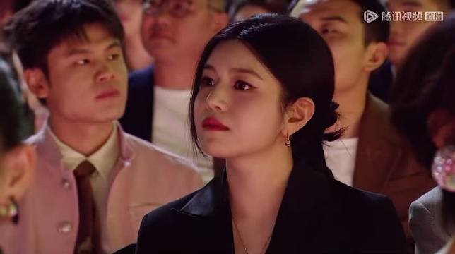 捉到一个摇头晃脑的宝@陳妍希michelle 星光大赏内场星光大赏座位