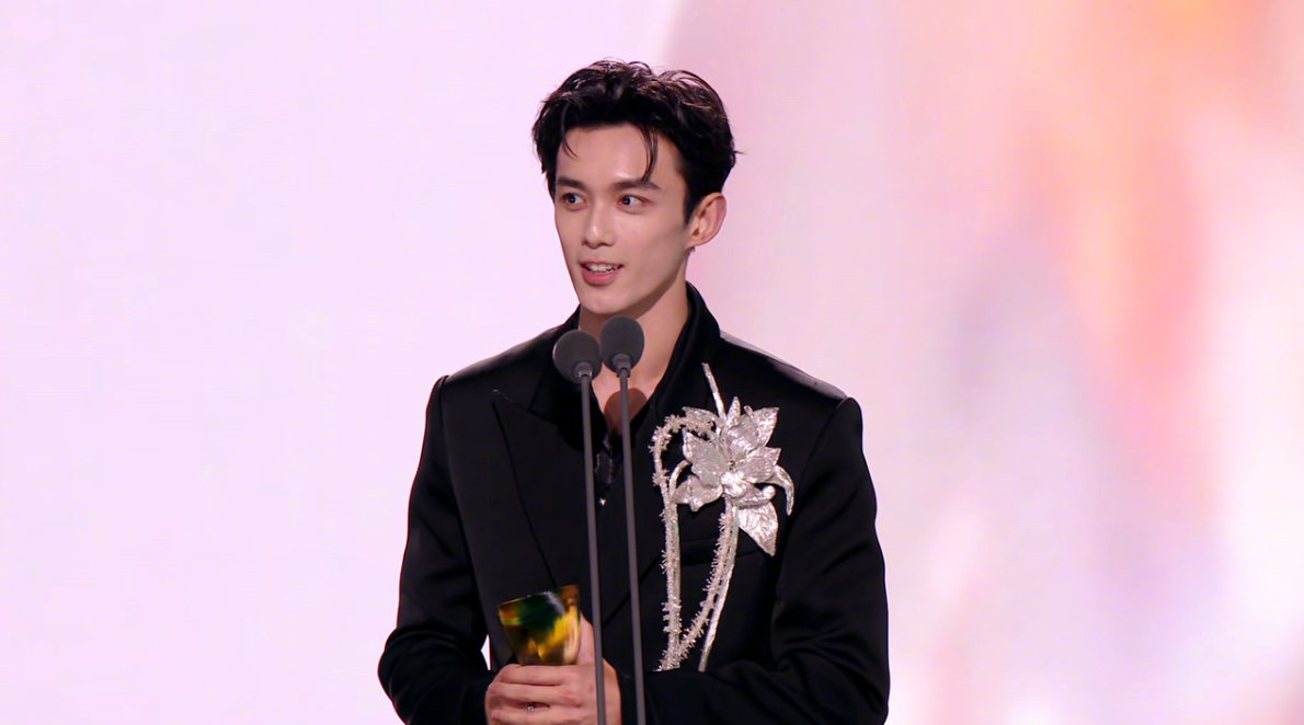 恭喜吴磊获得年度质感电影演员 保持初心，继续努力