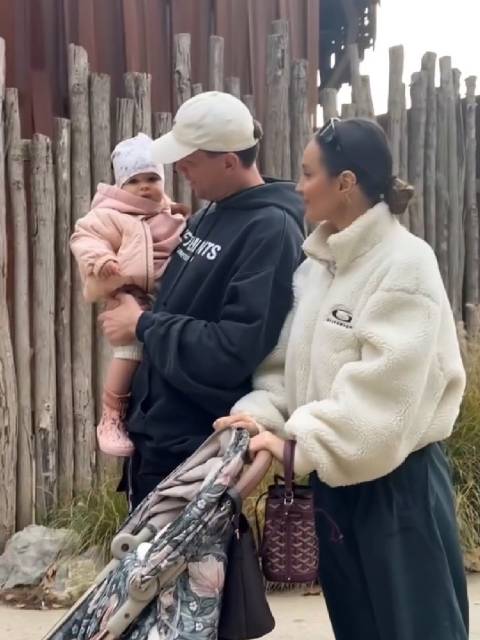 什琴斯尼一家人