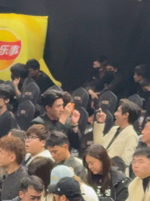 刘萧旭何聪睿自拍