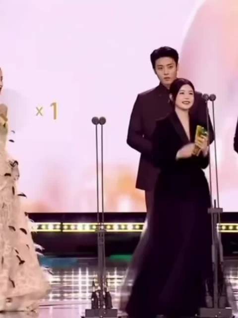 陈妍希提周柯宇镜头切陈鑫海，陈靖可同场引热议