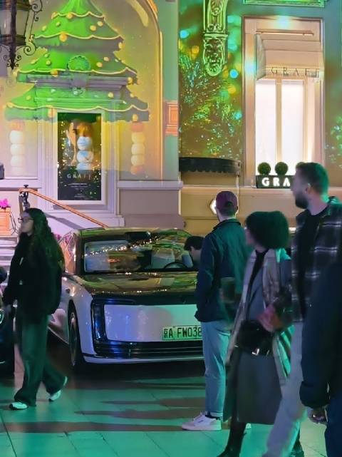 尊界S800第10000台下线亮相摩纳哥蒙特卡洛