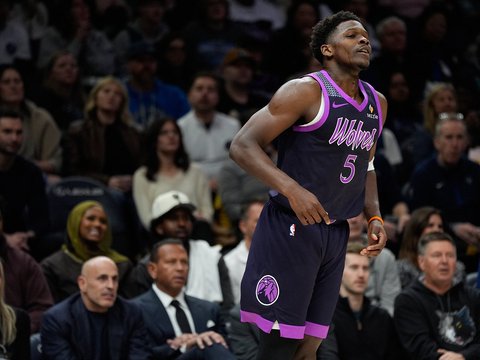 爆冷掀翻联盟第一，主教练杀身成仁，黑马或要重新崛起了