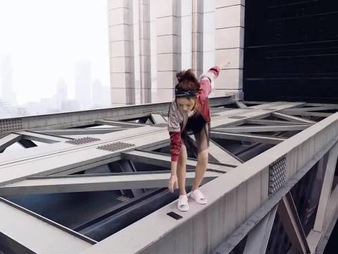 男人救下跳楼的女总裁陈伟霆 马思纯 陈瑶