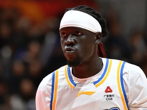 终于走了！奥莫特自宣离开北京，球队该给周琦找替补了！