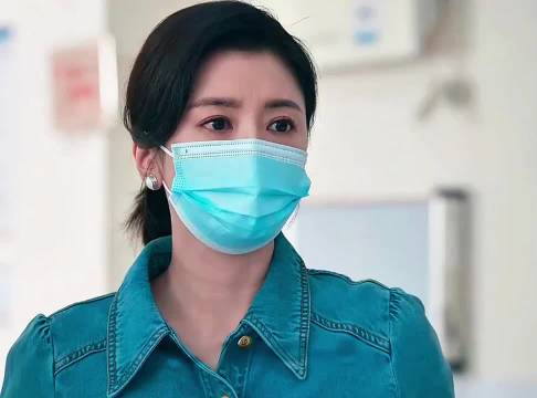 楼上总是传来女孩的惨叫声