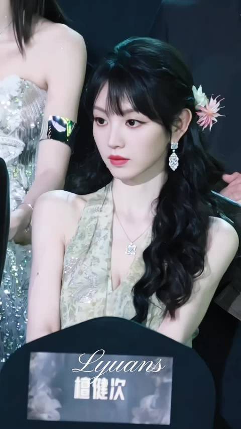 田曦薇 冷脸更是奖励我