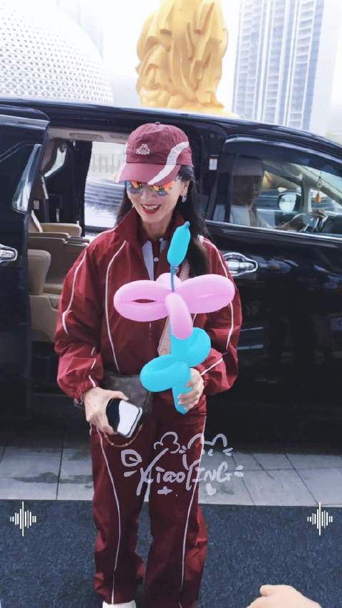 赵雅芝粉丝深情表白，愿重回相遇雨天