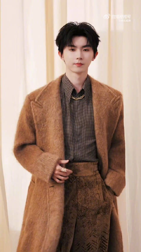 时代少年团亮相星光大赏内场，星光镜头捕捉成员风采