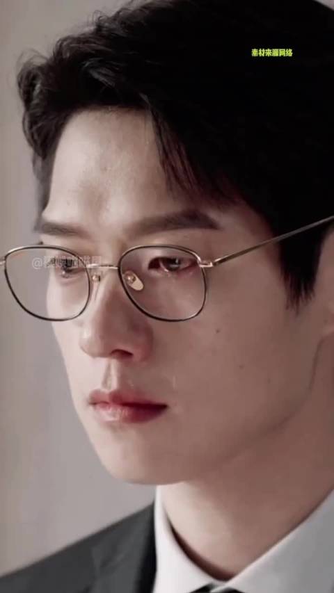 孟宴臣凌霄魏大勋宋威龙演绎伪骨科禁忌感