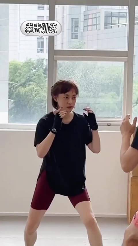 孙俪邓超下一秒感觉像幼儿园