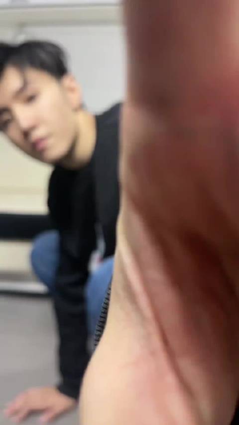 陈哲远的这个反差视频，应该没有人看了能不爱的吧