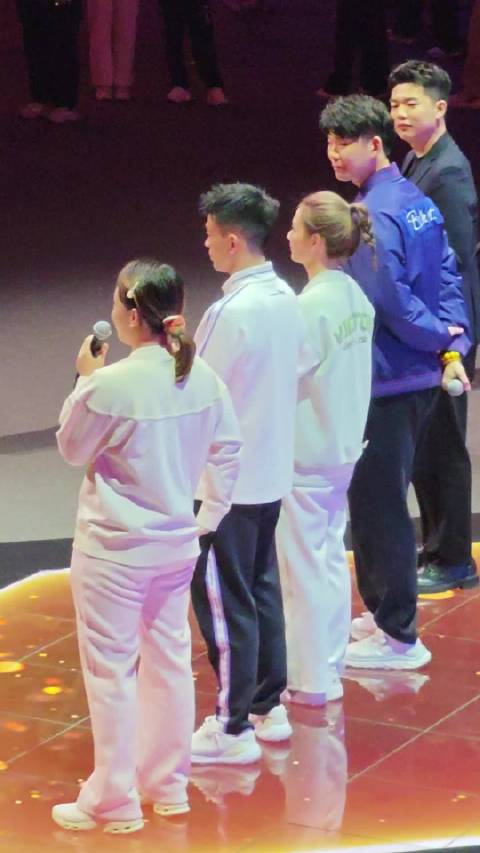 国羽四将陈清晨郑思维黄雅琼刘雨辰杭州退役仪式落幕