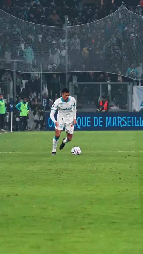 格林伍德过人动作慢镜头版参上  你“学废”了吗？