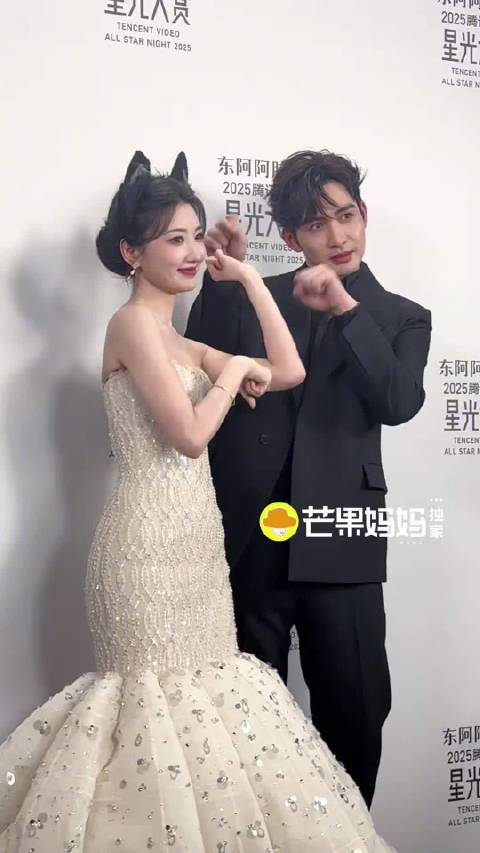 张彬彬毛晓彤猫咪舞堂堂来袭！南北夫妇就是这么般配