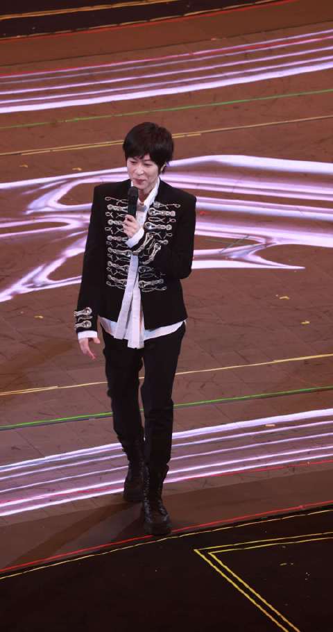 阿信上海开唱，称这是不可能演唱会