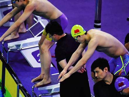 沉浸式体验世界第一自由泳的极致力量与美感