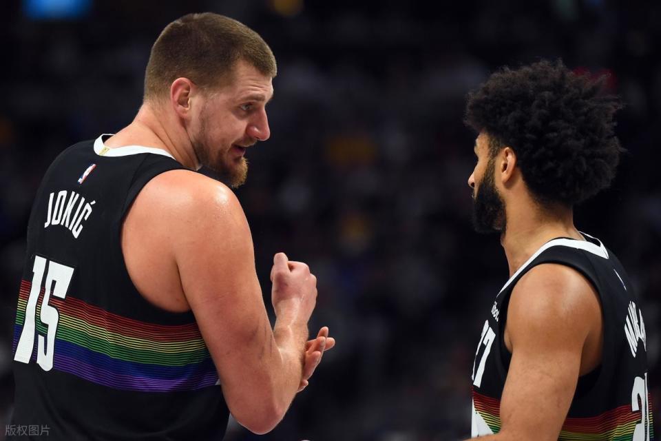 亲手复仇！杜兰特死神降临！约基奇拉胯，火箭探花28+2+6打爆掘金