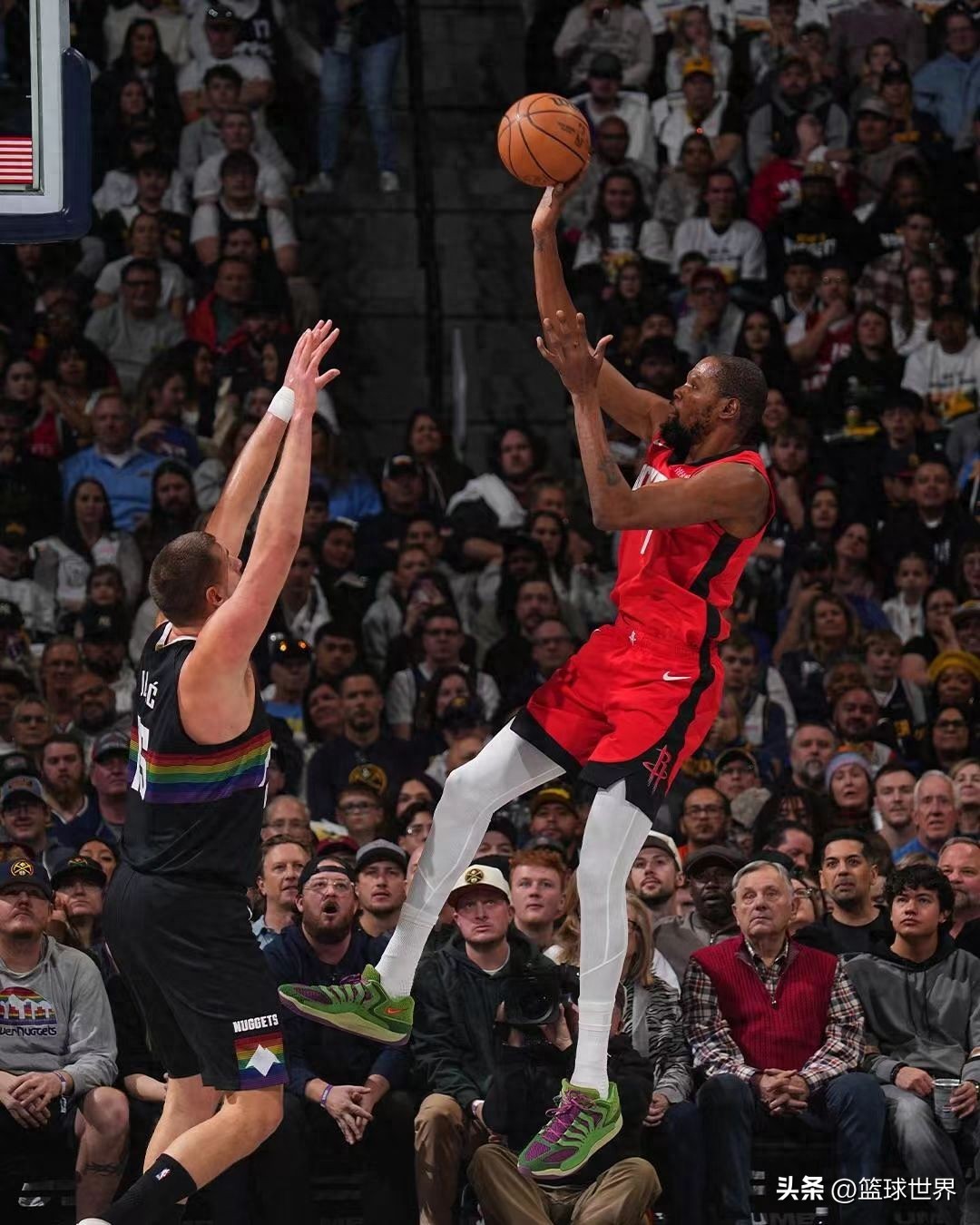 杜兰特30+手舞足蹈，谢泼德不负众望砍下28分助力火箭力克掘金