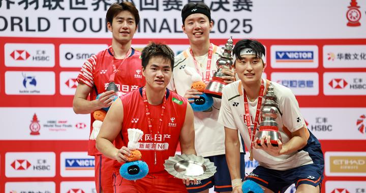 羽毛球世巡赛总决赛：中国组合梁伟铿/王昶获男双亚军