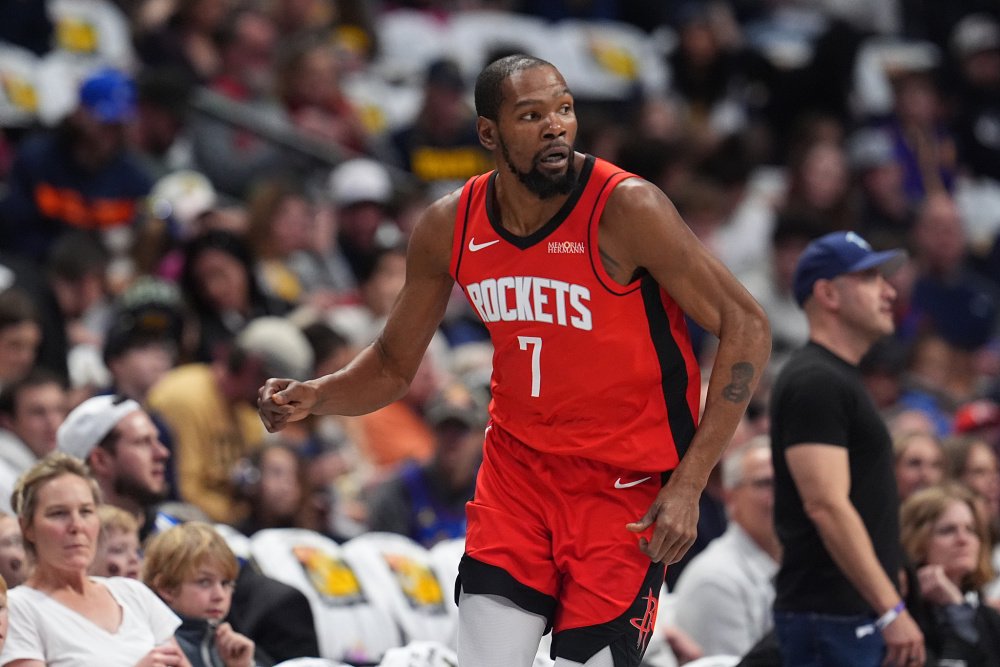 喷垃圾话+跳舞庆祝，杜兰特打嗨了！轰31分6板5助让三人认清现实