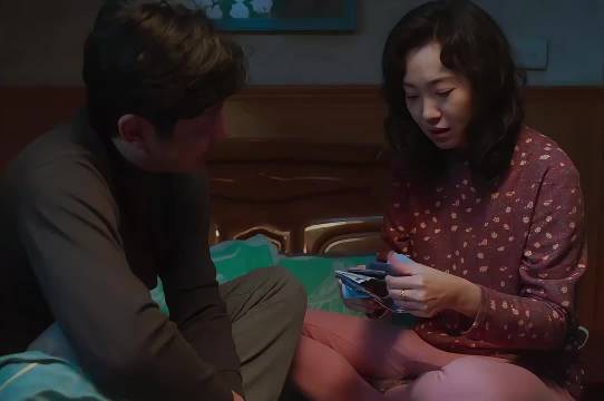 郭京飞可以不演窝囊废，但必须得开会！王佳佳