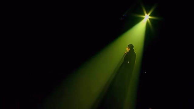 王菲《Di Dar》现场版演绎少女恋爱甜蜜