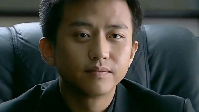 渣男拿前女友的裸照要挟富豪50万，不料被反将一军