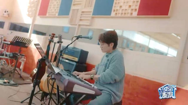 再就业男团定海神针来了！明天都来看这个快乐老友记