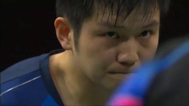 樊振东德班世乒赛复仇梁靖崑，四年前爆冷止步八强