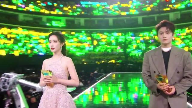 丁禹兮回应星光大赏获三奖 “初心不改”