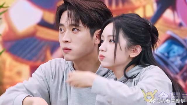 难怪丞磊对周也动心！看周也的吃相，也太可爱了吧丨一见你就笑